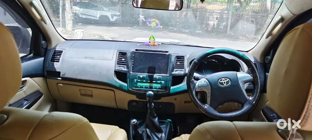 Toyota Fortuner 3.0 2014