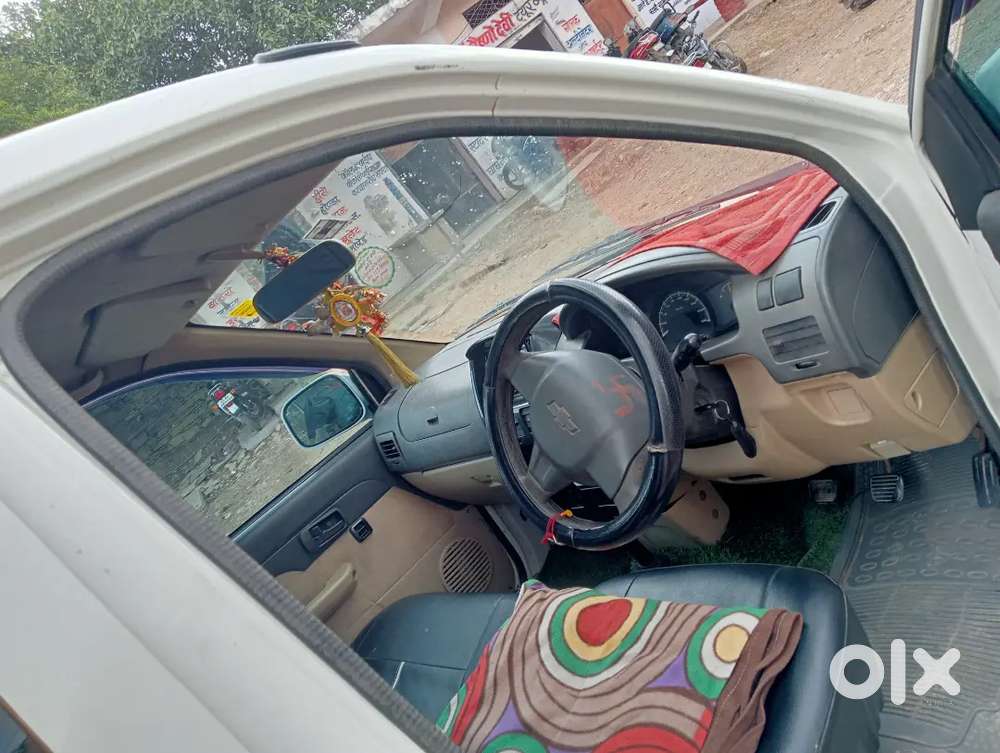 Chevrolet Tavera 2015