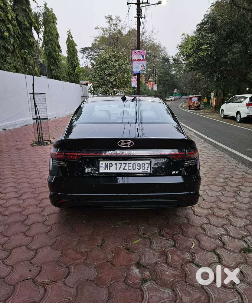 Hyundai Verna 1.5 Sx Vtvt, 2023, Petrol