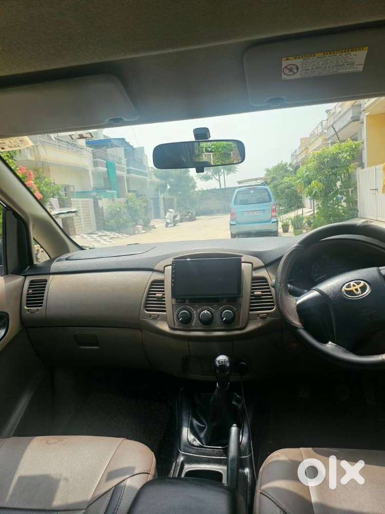 Toyota Innova 2.5 Gx 7 Str Bs-iii, 2015, Diesel