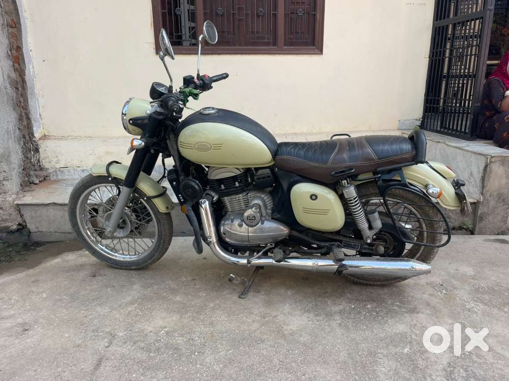 2016 Maruti Suzuki Alto + Jawa 42 Bike 2020 Model