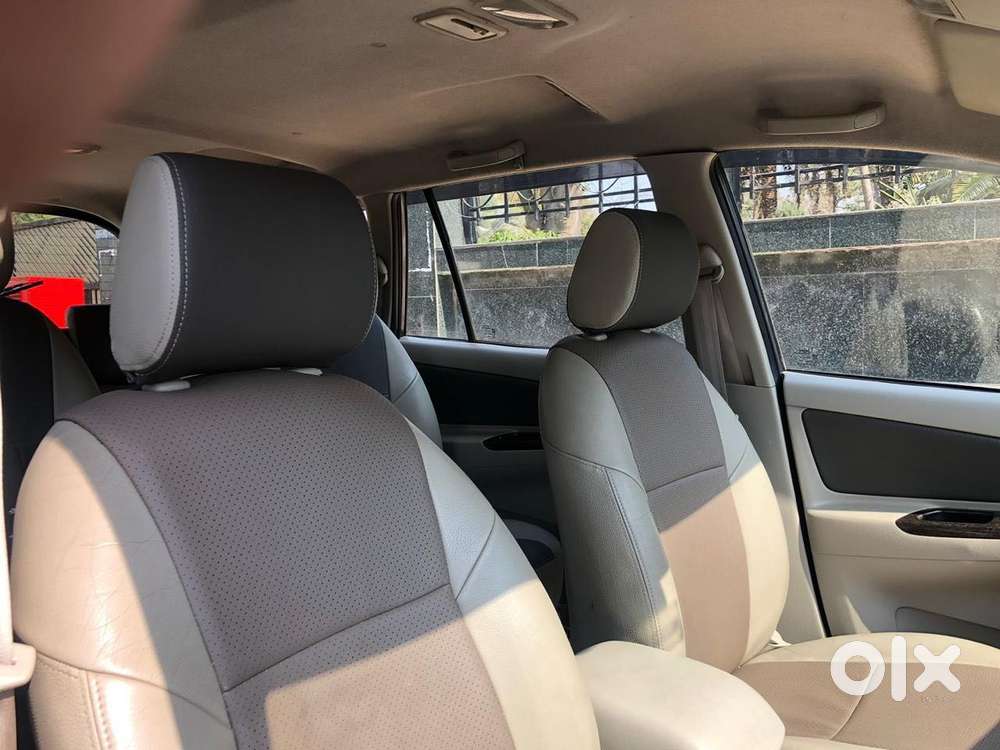 Toyota Innova 2.5 Zx 7 Str Bs-iv, 2014, Diesel