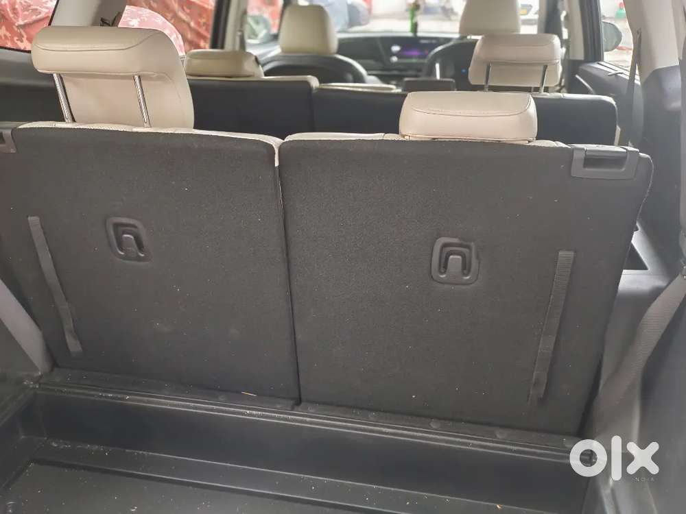 Kia Carens Luxury Plus 2024