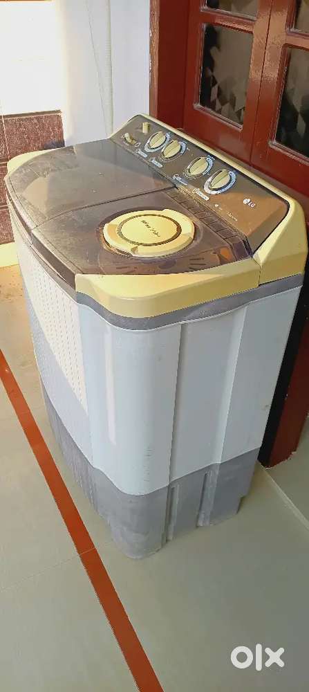Lg 7.5 kg semi automatic washing machine