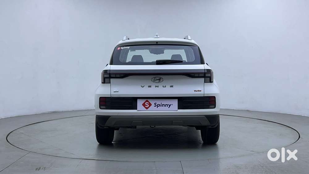 Hyundai Venue 1.0 Sx (o) Turbo Dct, 2023, Petrol