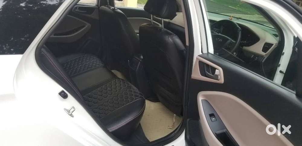 Hyundai I20 Sportz 1.2 Bs-iv, 2018, Petrol