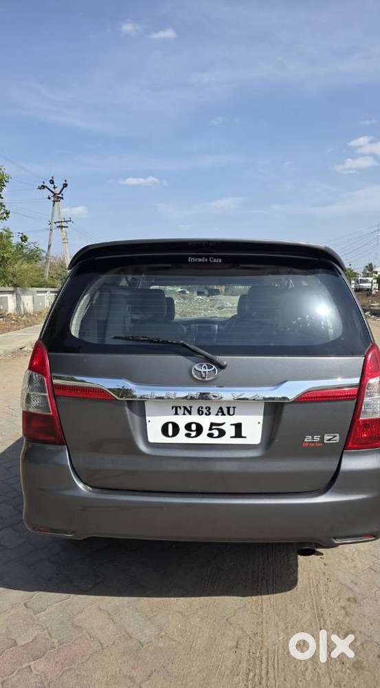 Toyota Innova 2.5 Z Diesel 7 Seater Bs Iv, 2014, Diesel