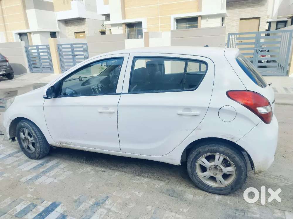 Hyundai I20 Asta Diesel 2011
