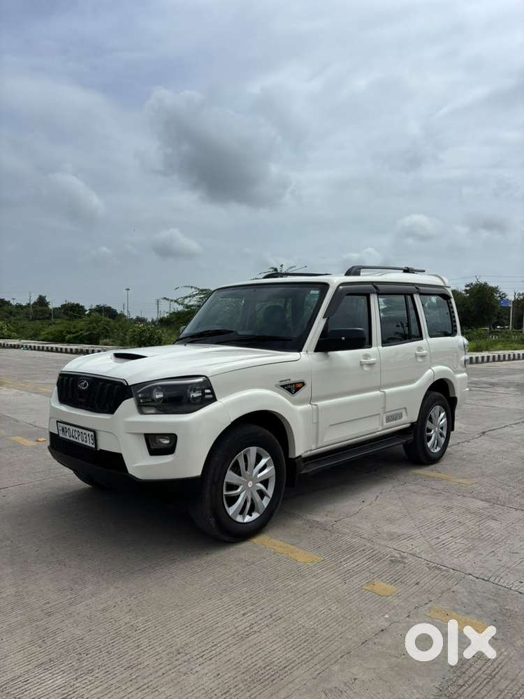 Mahindra Scorpio S6 Plus, 2015, Diesel