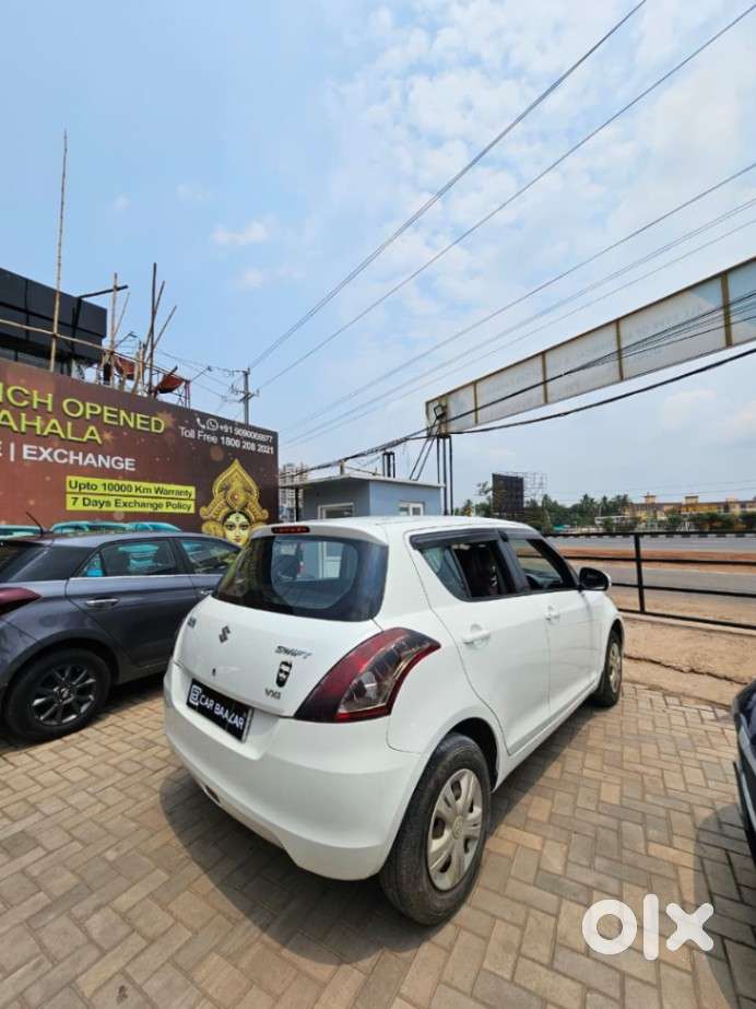 Maruti Suzuki Swift Vxi + Manual, 2016, Petrol