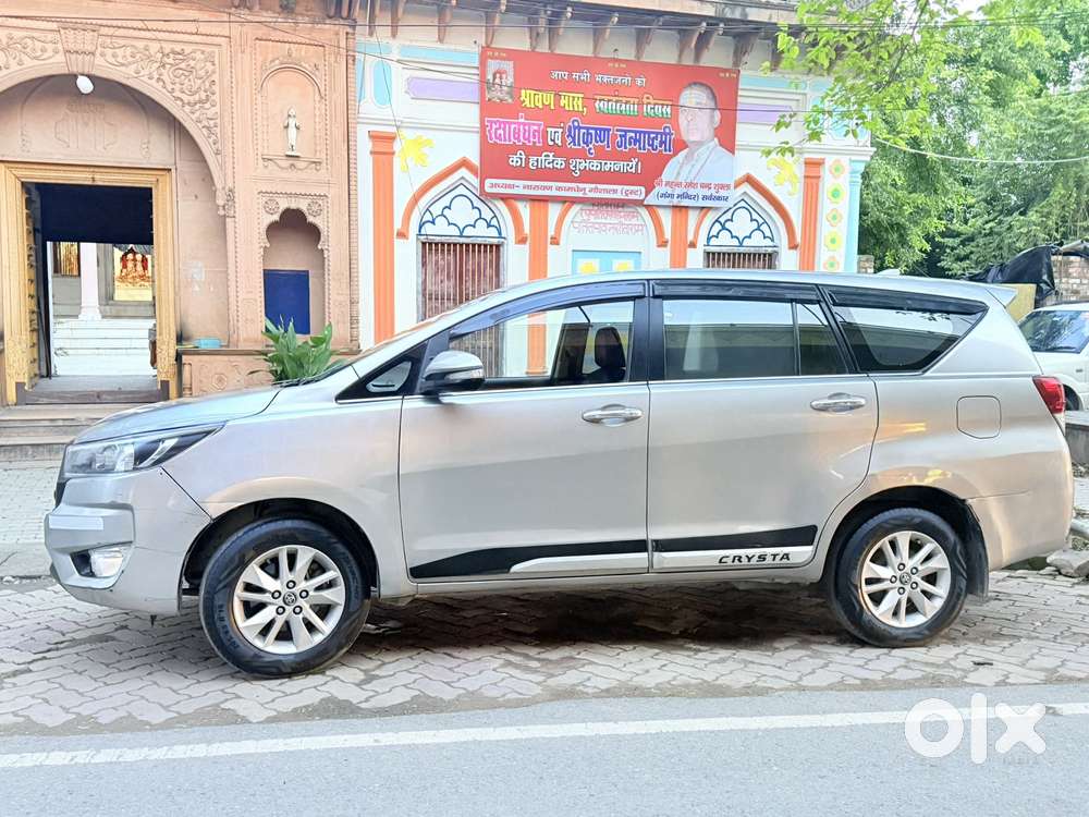 Toyota Innova Crysta 2.4 V, 2016, Diesel