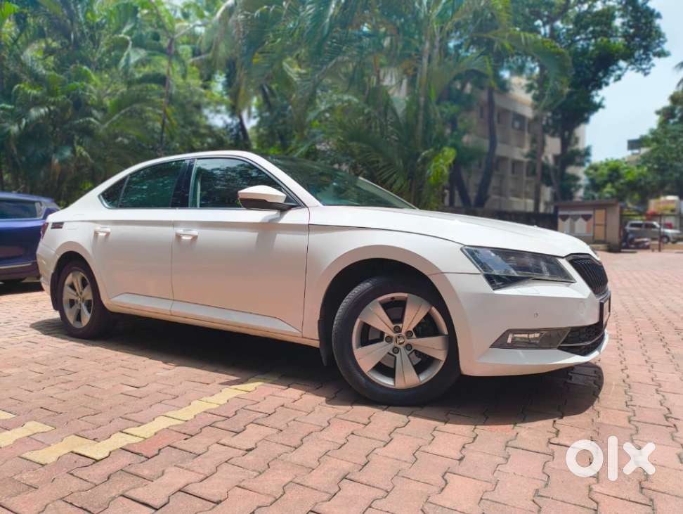 Skoda Superb Style 1.8 Tsi At, 2016, Petrol