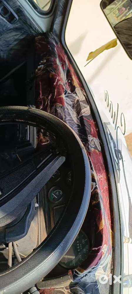 Ambassador Ambassador 2004 Diesel 90 Km Driven