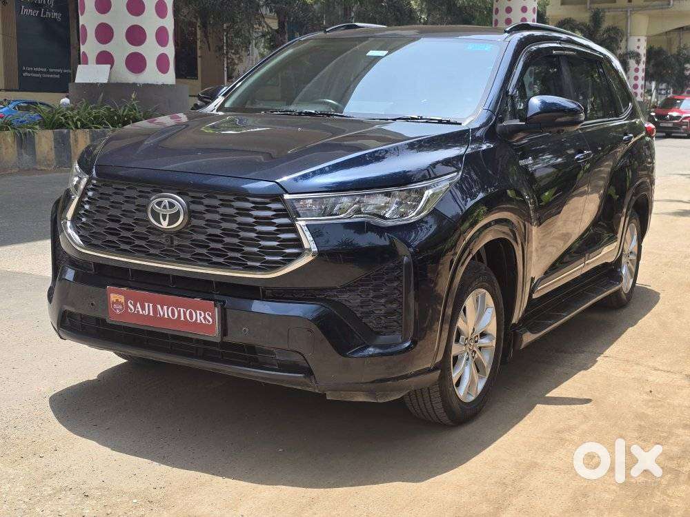 Toyota Innova Hycross 2.0 Vx Hybrid 7 Str, 2023, Petrol