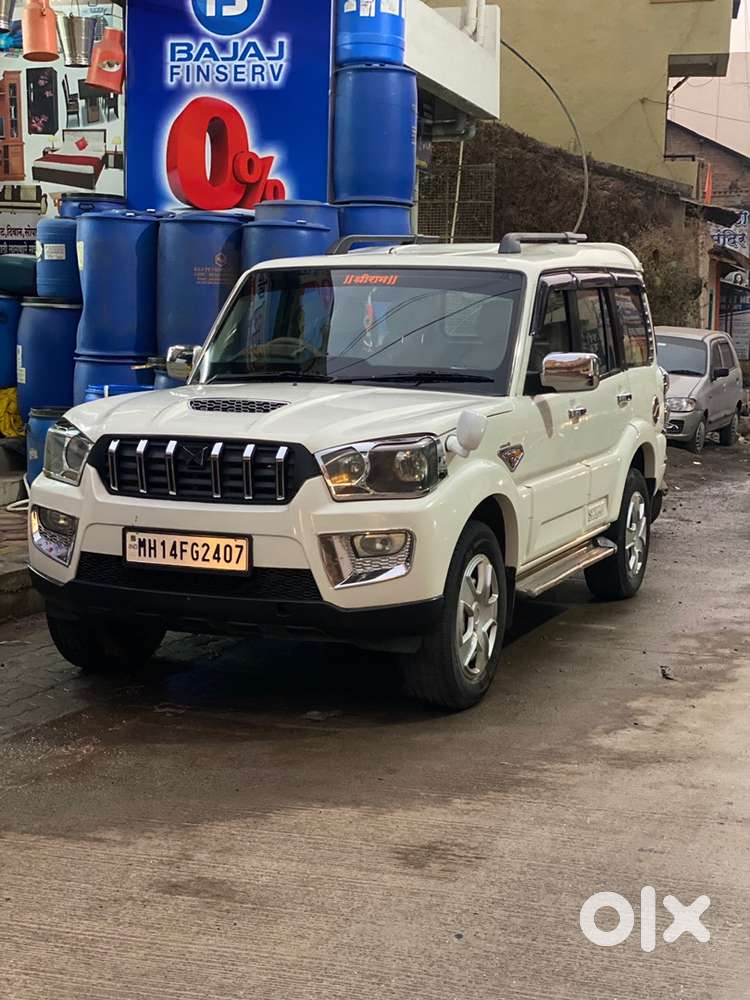 Mahindra Scorpio S4 Pluse  2015 Diesel Manual