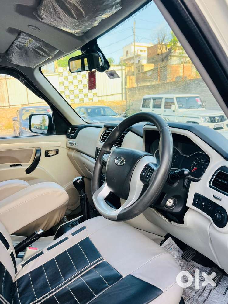 Mahindra Scorpio S10, 2016, Diesel