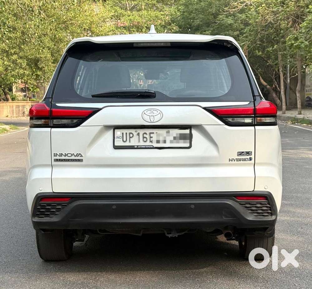 Toyota Innova Hycross 2.0 Zx (o) Hybrid 7 Str, 2025, Electric