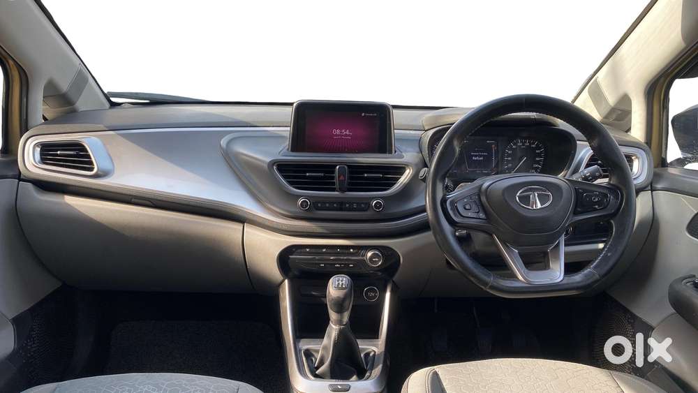Tata Altroz Xz, 2020, Petrol