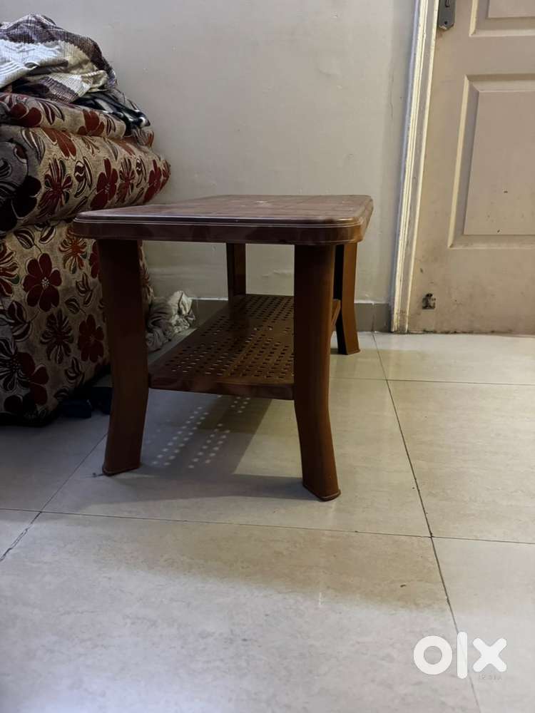 Coffee Table with Storage Shelf