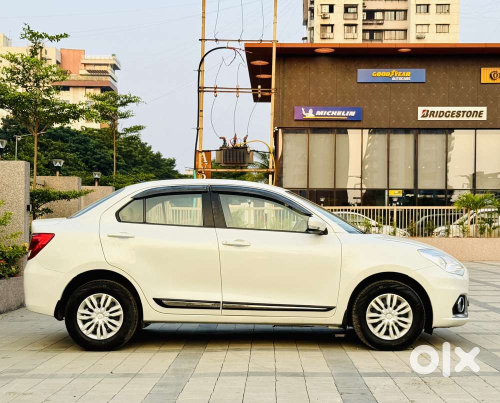 Maruti Suzuki Swift Dzire 1.3 Vxi, 2022, Petrol