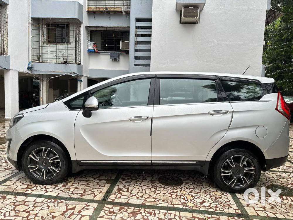 Mahindra Marazzo M8, 2019, Diesel