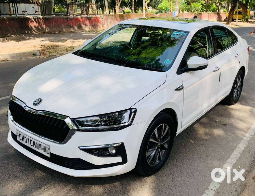 Skoda Slavia 1.0 Tsi Style, 2022, Petrol