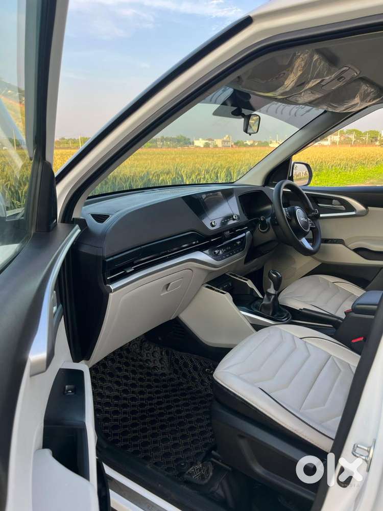 Kia Carens Prestige Plus Diesel, 2023, Diesel