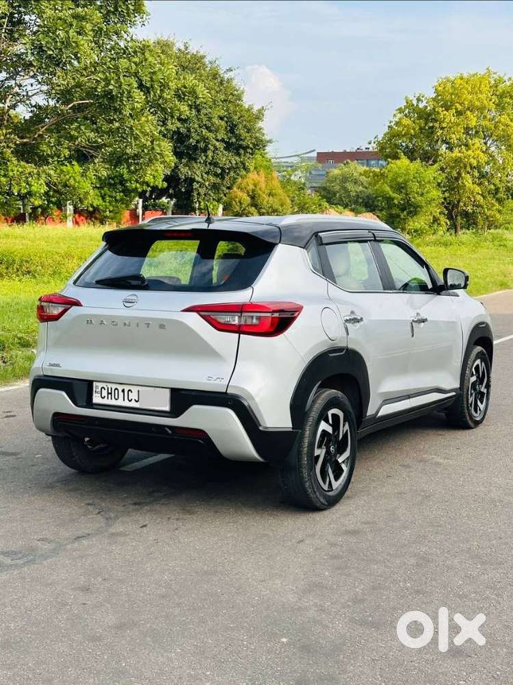 Nissan Magnite 1.0 Xv Executive Turbo Cvt, 2022, Petrol