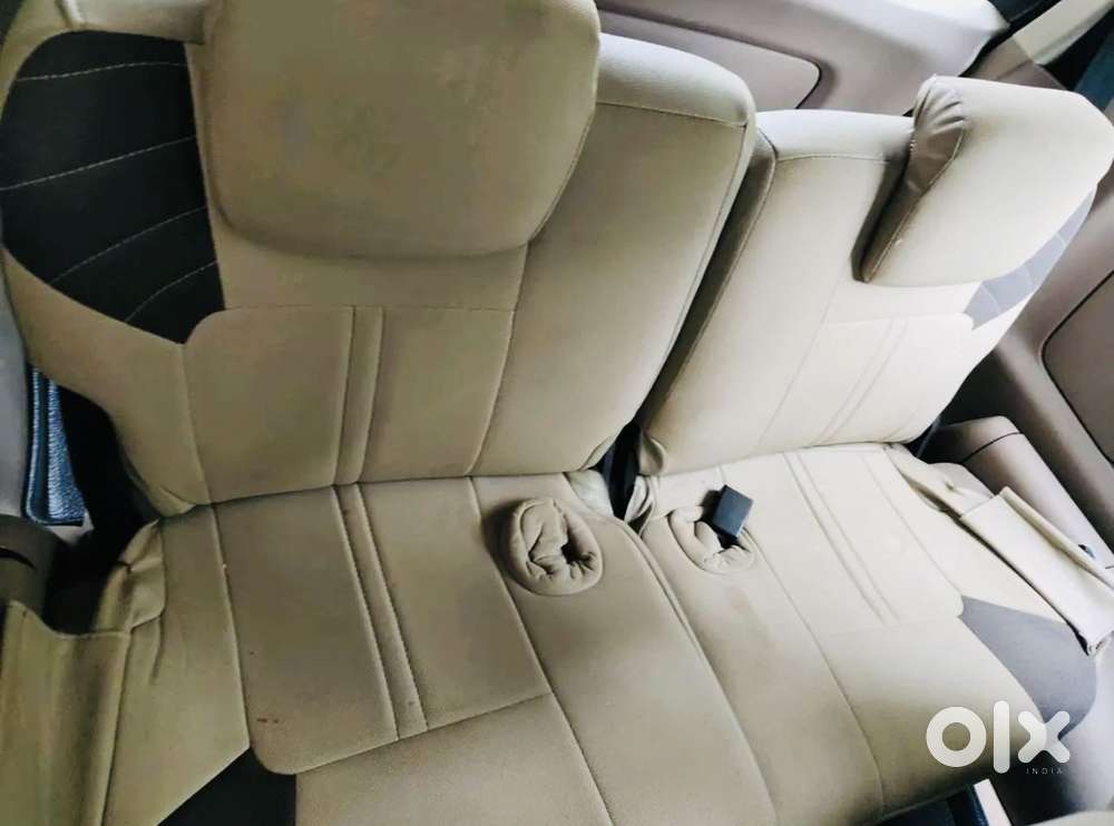 Toyota Innova 2.5 Gx (diesel) 7 Seater Bs Iv, 2015, Diesel
