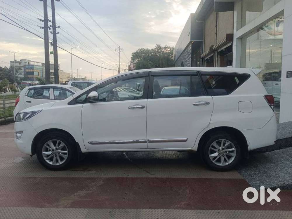 Toyota Innova Crysta 2.4 G Mt, 2020, Diesel