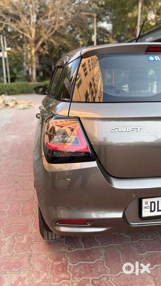 Maruti Suzuki Swift Vxi + Manual, 2025, Petrol