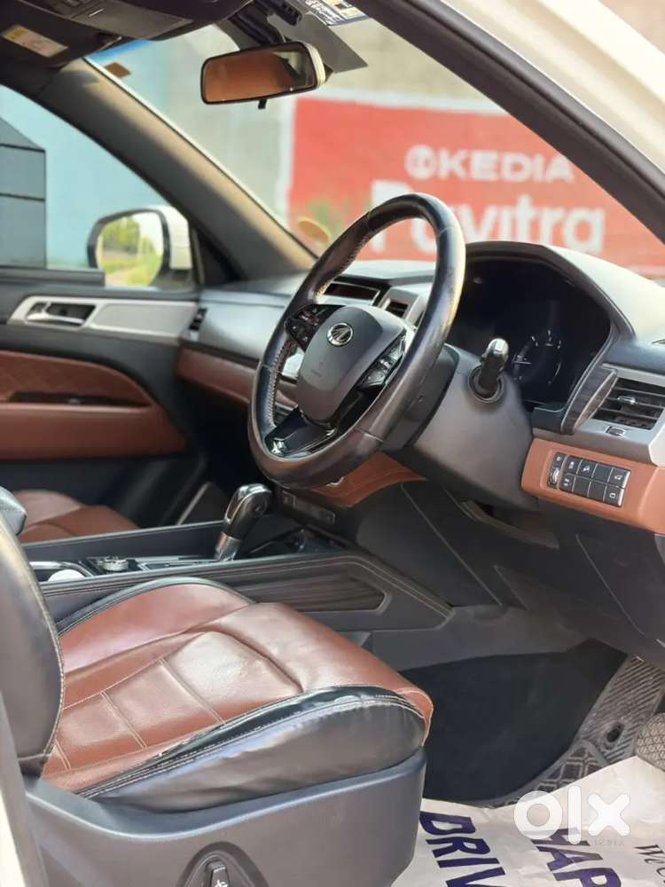 Mahindra Alturas G4 Diesel 2018