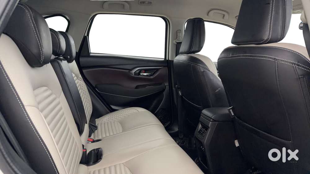 Maruti Suzuki Grand Vitara 1.5 Sigma Smart Hybrid, 2024, Petrol
