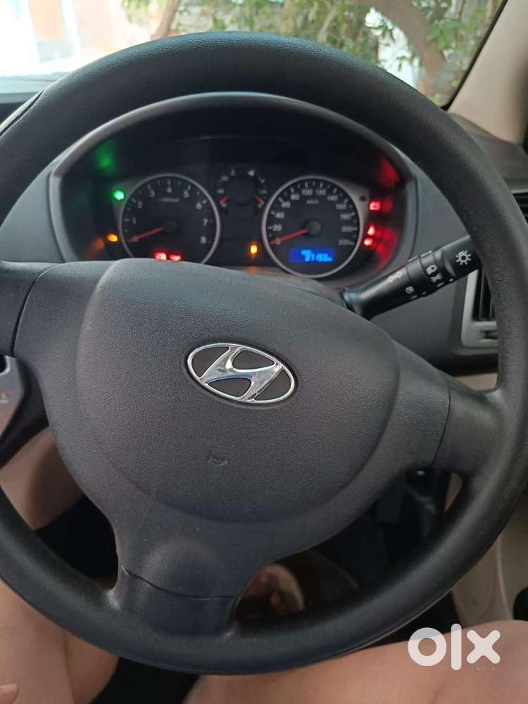 Hyundai Petrol Car 2014