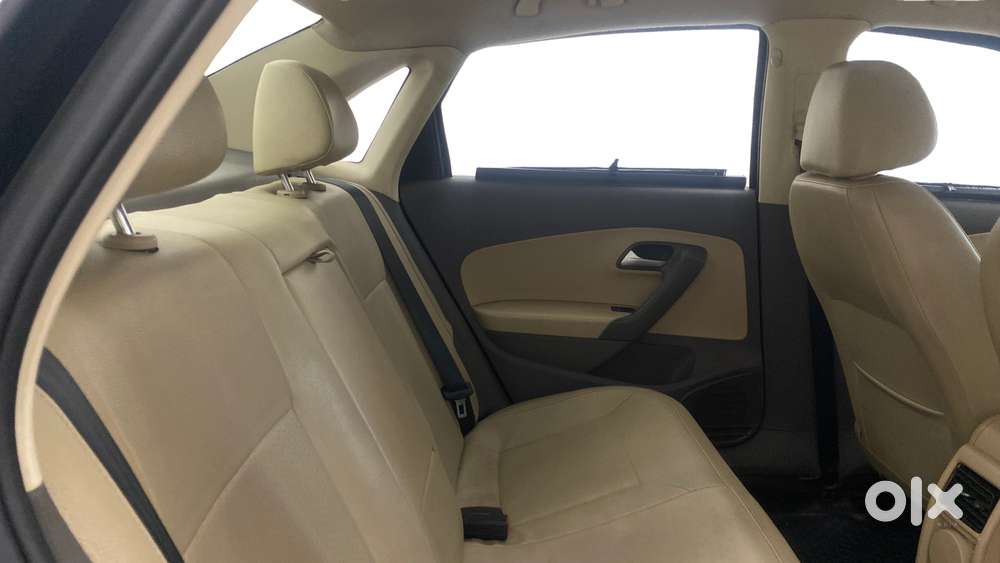 Volkswagen Vento 1.2 Tsi Highline Plus At, 2018, Petrol