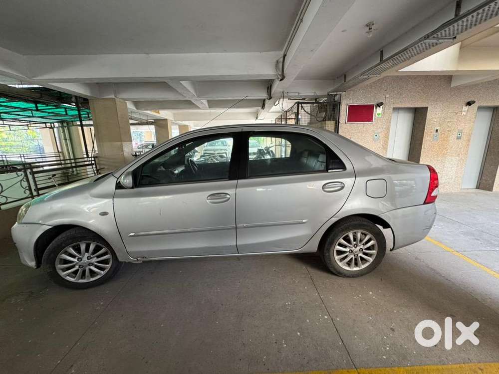 Toyota Etios 2011 Petrol 215000 Km Driven