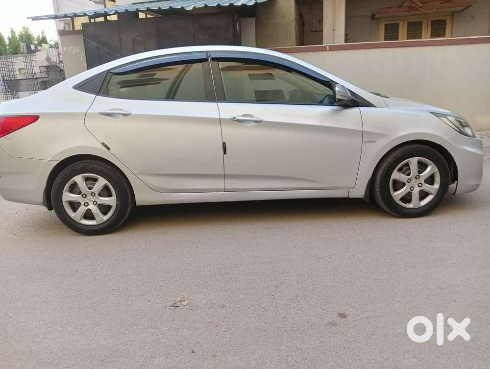 Hyundai Fluidic Verna 1.6 Vtvt S, 2011, Petrol