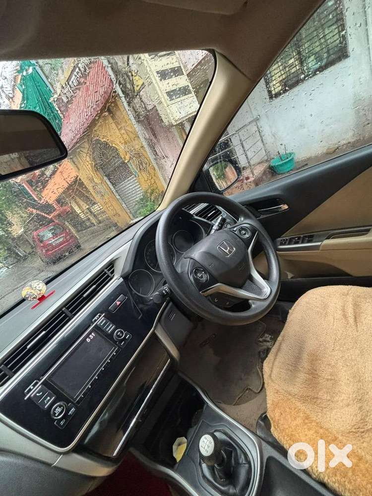 Honda City Zx 2017 Petrol Well Maintained