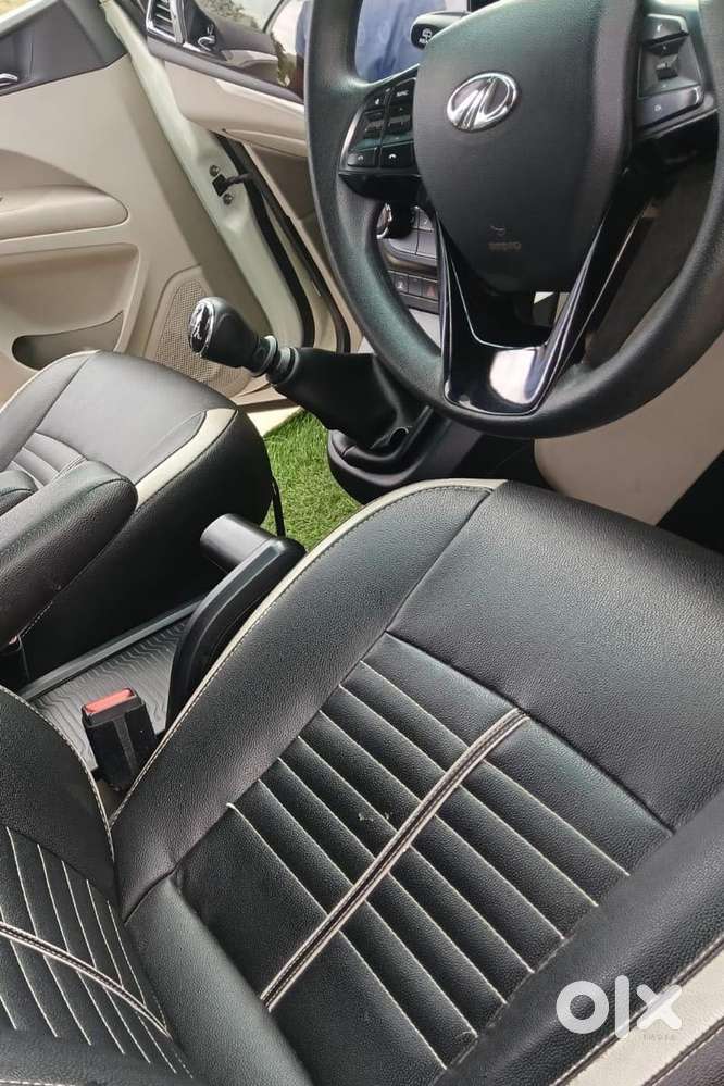 Mahindra Marazzo M6, 2019, Diesel