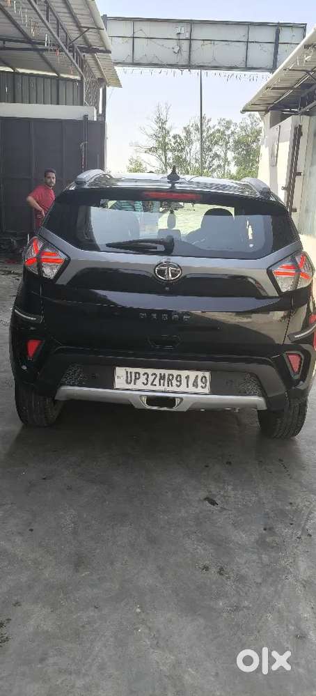 Tata Nexon Too Model Diesel Dark Edition