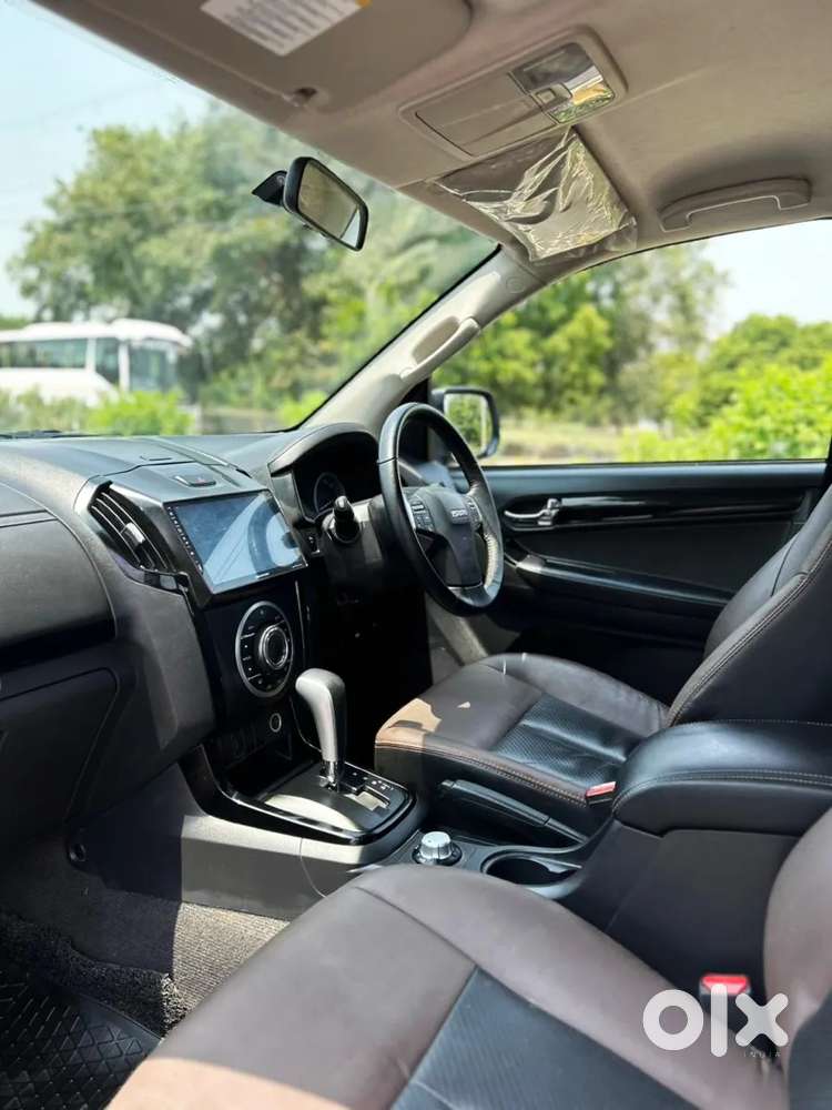 Isuzu V-cross, 2025, Diesel