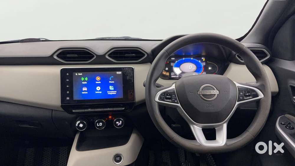 Nissan Magnite 1.0 Xv, 2022, Petrol