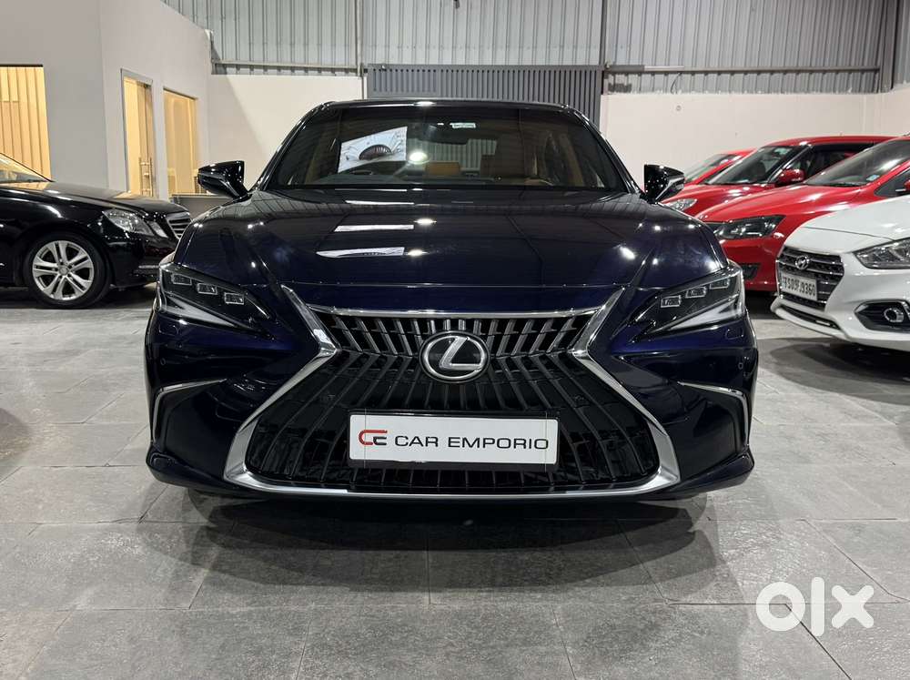 Lexus Es 300h Luxury, 2024, Cng & Hybrids