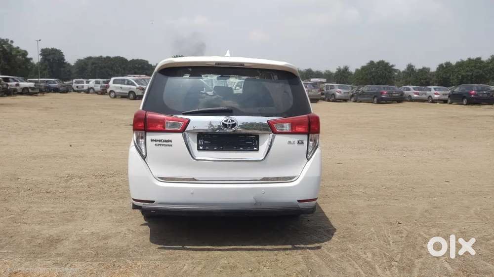 Toyota Innova Crysta 2018 Diesel Manual