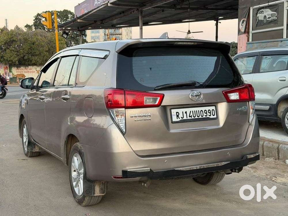 Toyota Innova Crysta 2.4 G Mt 7 Str, 2018, Diesel