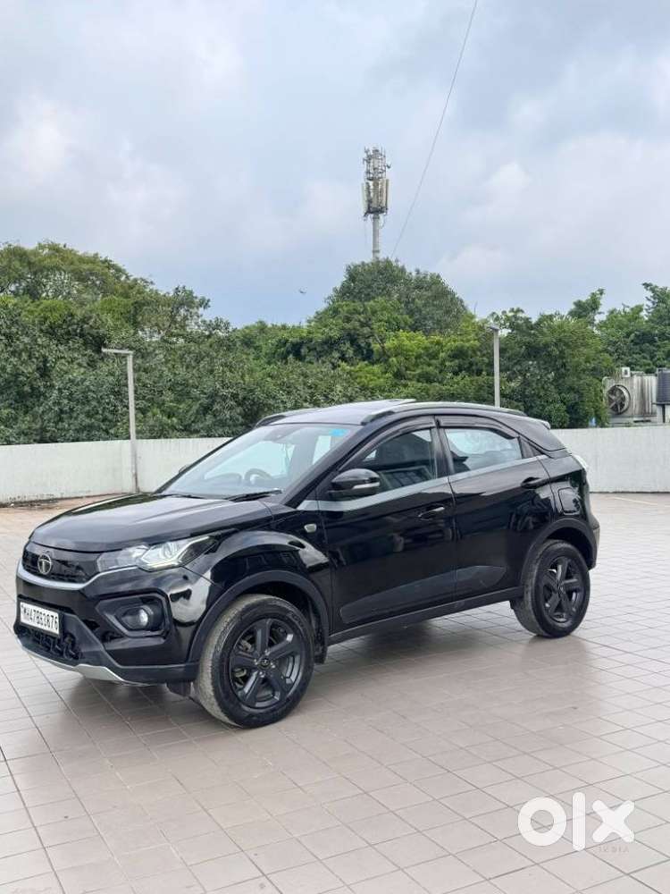 Tata Nexon, 2022, Petrol