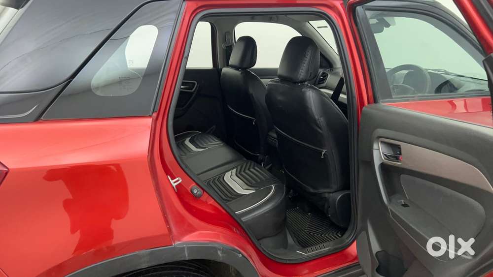 Maruti Suzuki Vitara Brezza Zdi+ Dual Tone Mt, 2016, Diesel