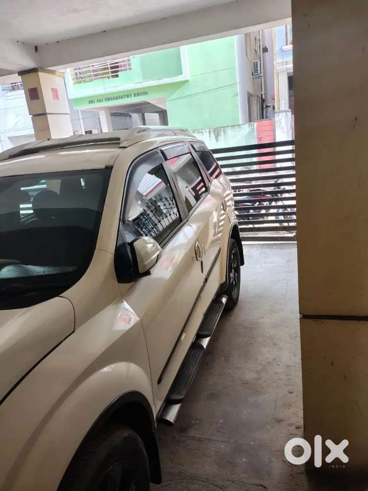 Mahindra Xuv500 2013