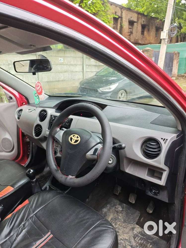 Toyota Etios Liva Vxd, 2011, Petrol
