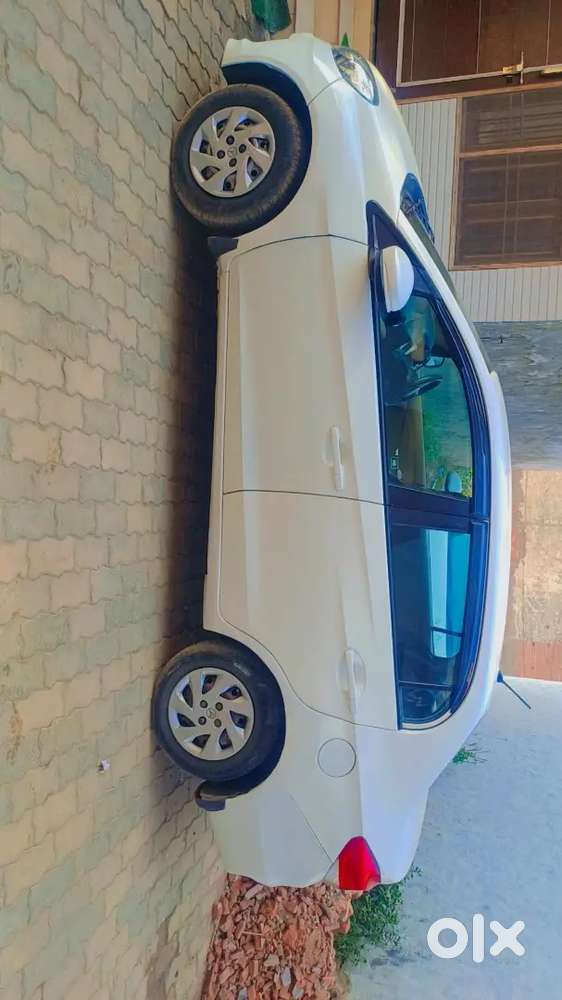 Honda Amaze 2015 Cng & Hybrids 64532 Km Driven